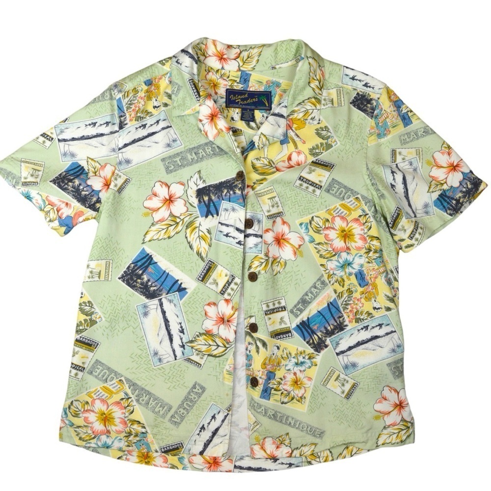 Vintage Island Traders Short Sleeve Button Down Tropical Rayon‎ Shirt, Small